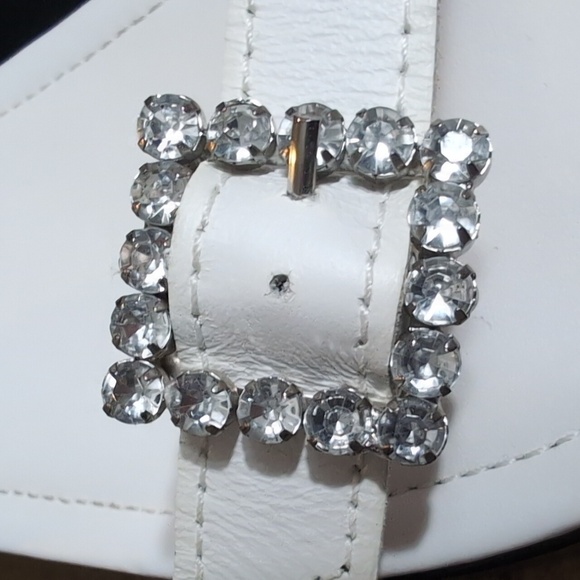 Schutz Ruth Embellished Leather Flatform Slingback Sandals Size 8.0 In White 1.5 - Picture 3 of 12